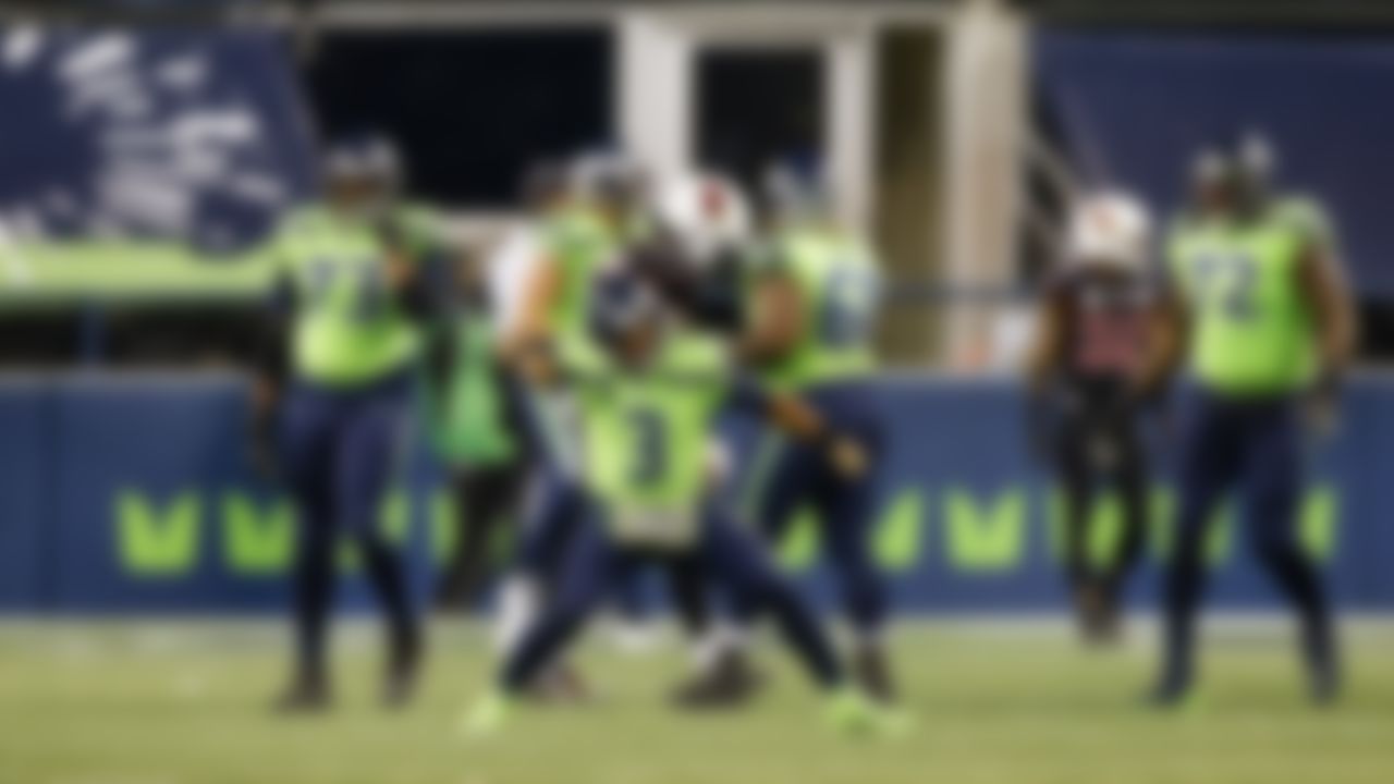 LANDOVER, MD - SEPTEMBER 11: Washington Commanders wide receiver Curtis  Samuel (10) walks off the field following the NFL game between the  Jacksonville Jaguars and the Washington Football Team on September 11