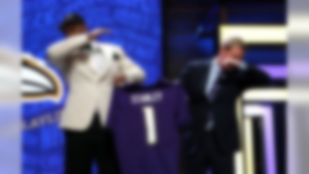Notre Dame offensive tackle Ronnie Stanley poses for photos on stage with NFL Commissioner Roger Goodell after being selected by Baltimore Ravens during the 2016 NFL Draft at the Auditorium Theatre on Thursday, April 28, 2016 in Chicago. (Perry Knotts/NFL)