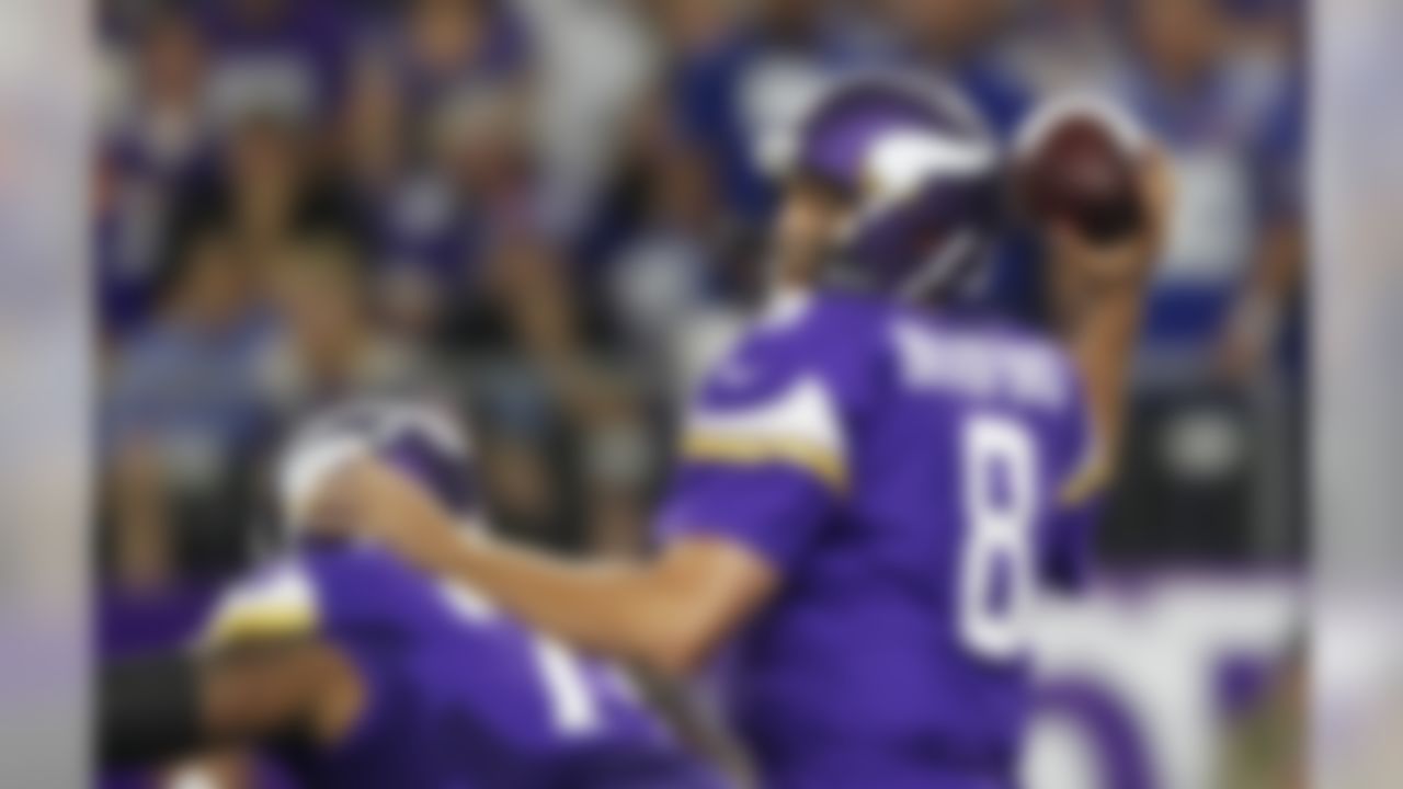 Minnesota Vikings quarterback Sam Bradford throws a pass during the first half of an NFL football game against the New York Giants on Monday, Oct. 3, 2016, in Minneapolis. (AP Photo/Andy Clayton-King)