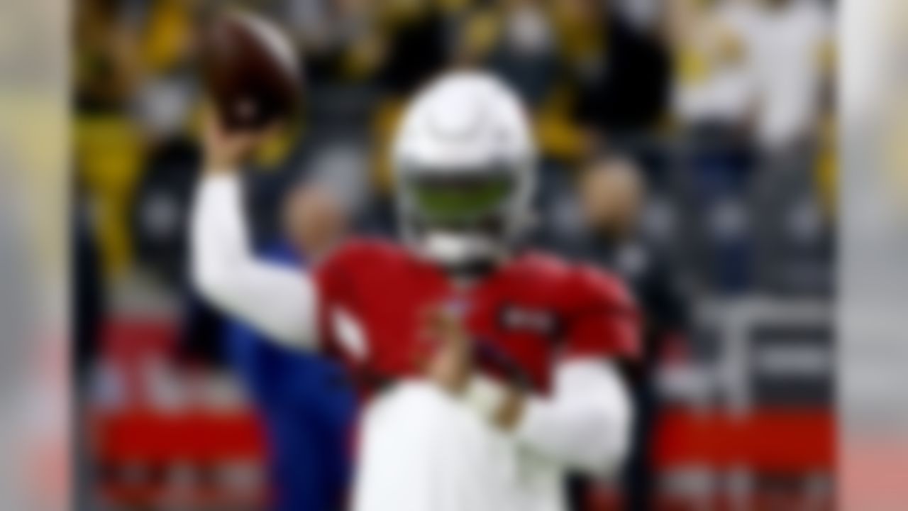 Arizona Cardinals quarterback Kyler Murray warms up prior to an NFL football game against the Pittsburgh Steelers, Sunday, Dec. 8, 2019, in Glendale, Ariz. (AP Photo/Ross D. Franklin)