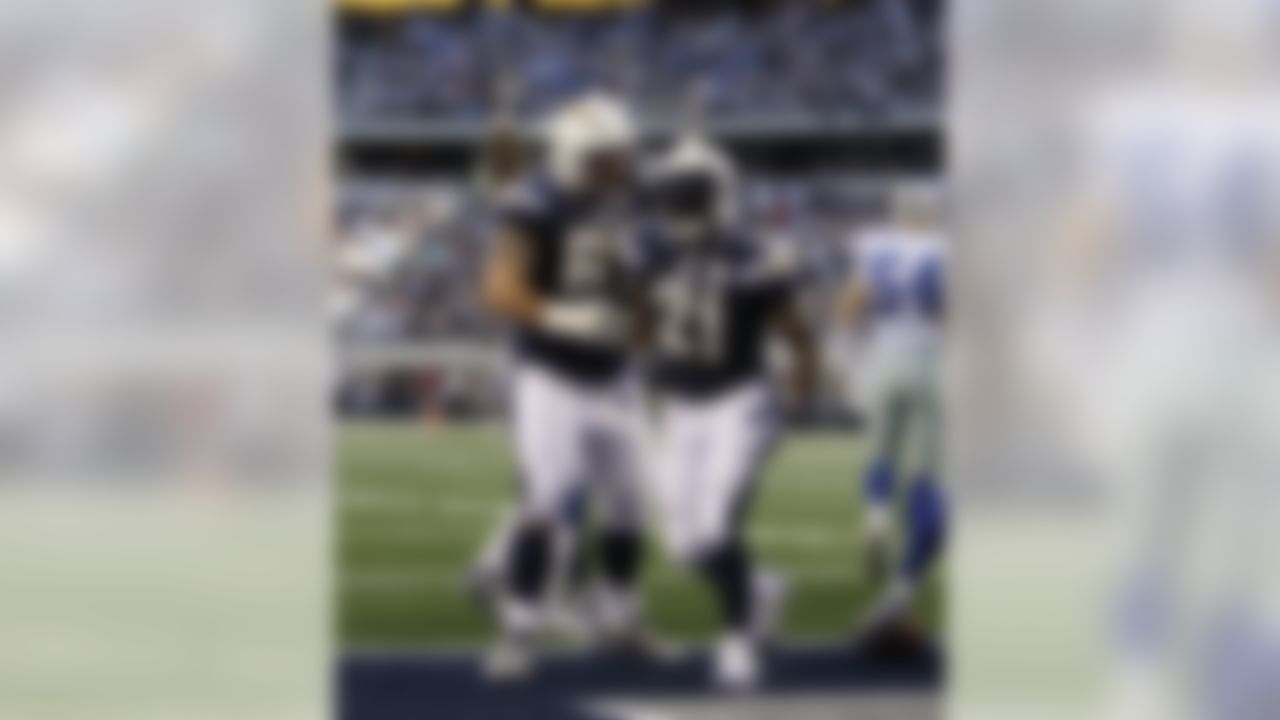 dallas-cowboys-outside-linebacker-anthony-spencer-93-celebrates-sacking-pittsburgh-steelers-quar.jpg