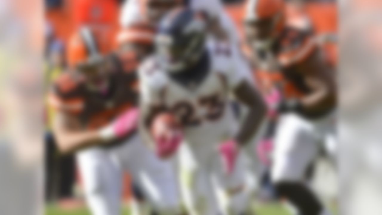 Hillman and C.J. Anderson split the offensive snaps on Sunday right down the middle, 42 to 42, but Hillman turned in the more effective day, rushing for 111 yards on 20 carries. Hillman is owned in almost half of the NFL.com leagues and is heading into his bye week, but I wanted to bring him into this space as a reminder that he's worth a bench stash. We're not buying in completely on Hillman as anything more than a potential flex starter for now (we've seen him flash like this before), but in terms of volume he is starting to pull away in the Denver backfield. FAAB suggestion: 5-10 percent
