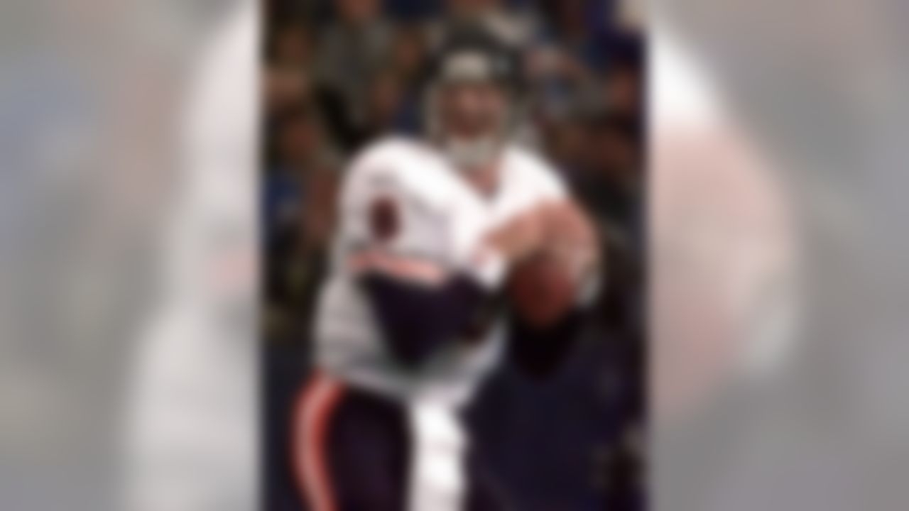 Don't hide your faces Bears fans, you all wanted McNown to take the reins for the Bears from the first day. That is understandable when the other option is Shane Matthews. McNown made his first start against the Eagles in Week 6 of 1999 and actually was not horrible (255 yards, a touchdown, two interceptions). He was horrible the following week against the Buccaneers (9 of 23 for 83 yards and an interception). McNown's career lasted only two years in Chicago.