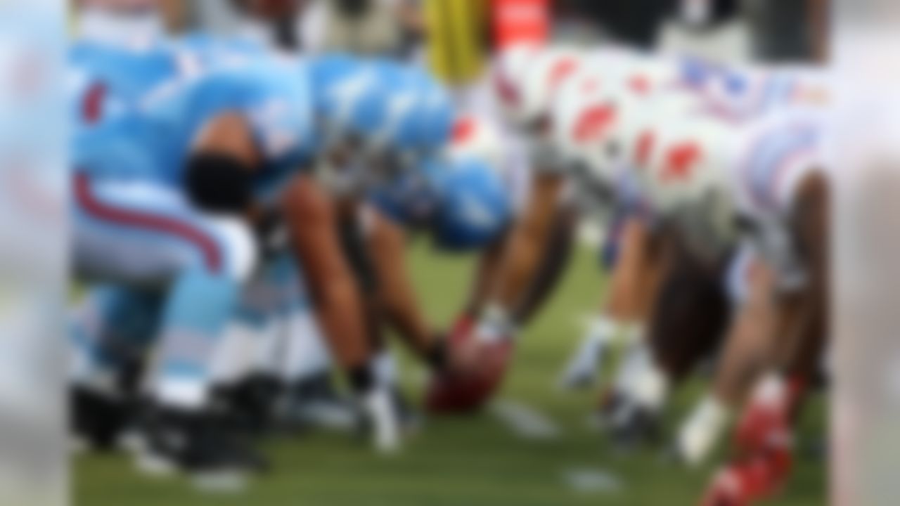 Tennessee Titans and Buffalo Bills face off during the NFL football game, Sunday Aug. 9 2009 in Canton, Ohio. The Titans defeated the Bills 21-18.  (Ben Liebenberg/NFL.com)