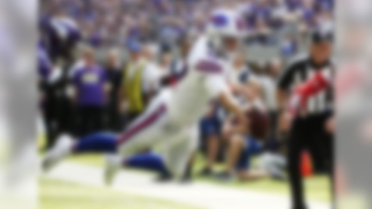 Buffalo Bills quarterback Josh Allen dives to the end zone during a 10-yard touchdown run during the first half of an NFL football game against the Minnesota Vikings, Sunday, Sept. 23, 2018, in Minneapolis. (AP Photo/Bruce Kluckhohn)