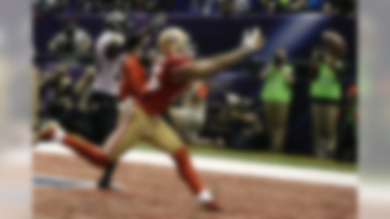 San Francisco 49ers wide receiver Michael Crabtree misses a potential touchdown pass in the final moments of Super Bowl XLVII. (AP Photo/David Goldman)