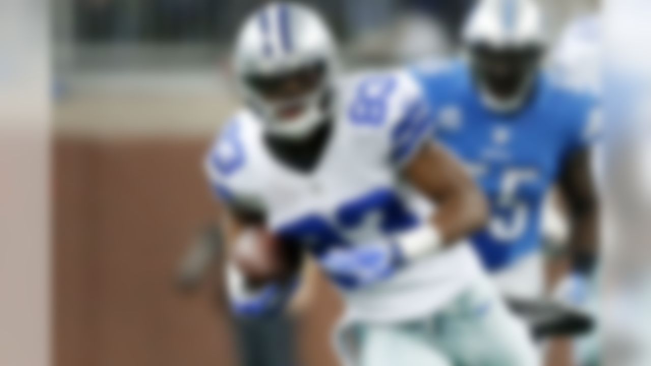 How is Williams still a free agent in close to 50 percent of NFL.com leagues? The rookie out of Baylor has scored a touchdown in each of his last four games, during which time he has averaged a solid 14.50 fantasy points. Now the unquestioned No. 2 wideout in Dallas behind Dez Bryant, Williams has become quite a valuable asset for the Cowboys and fantasy owners alike.