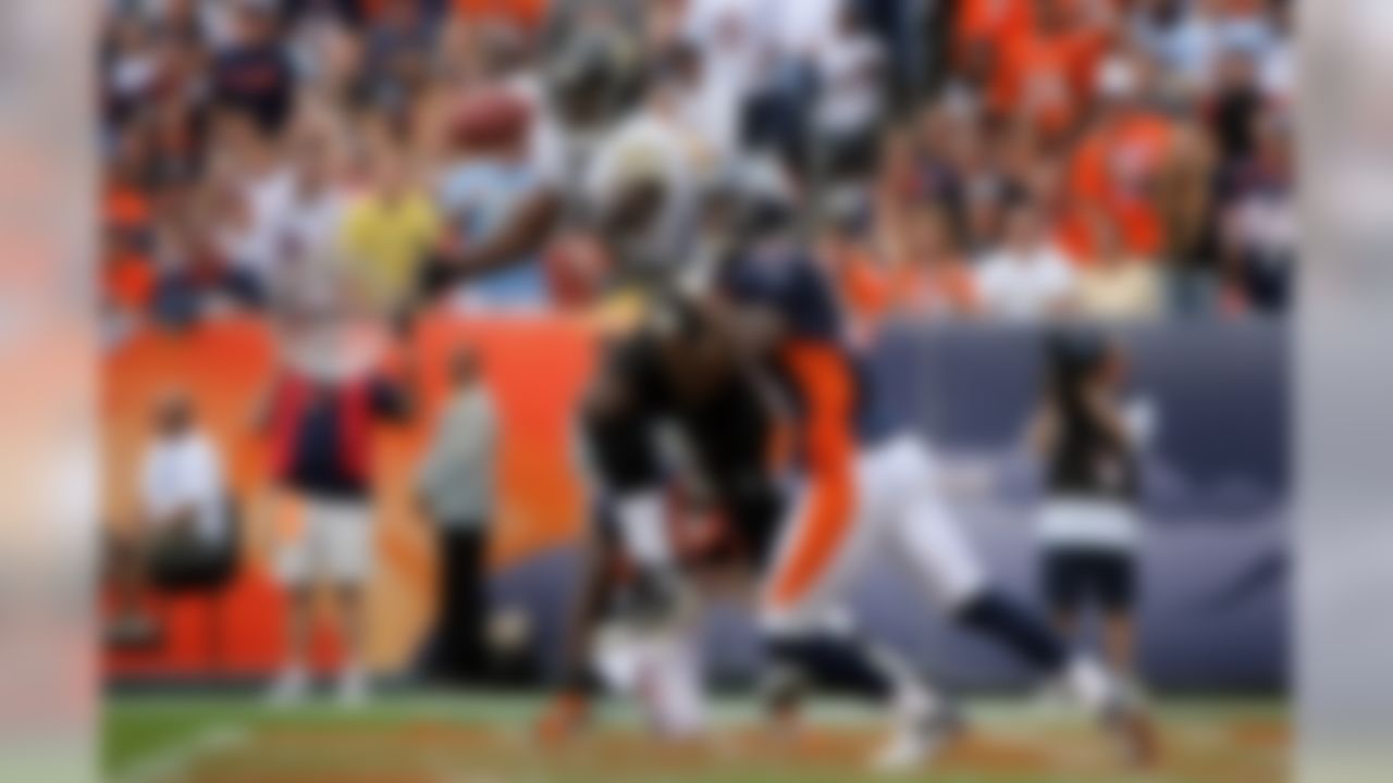 DENVER - SEPTEMBER 23:  Karl Paymah #41 of the Denver Broncos is called for defensive pass interference on a pass from the two yard line into the endzone intended for George Wrighster #87 of the Jacksonville Jaguars during week three NFL action at Invesco Field at Mile High on September 23, 2007 in Denver, Colorado. The Jaguars defeated the Broncos 23-14.  (Photo by Doug Pensinger/Getty Images)