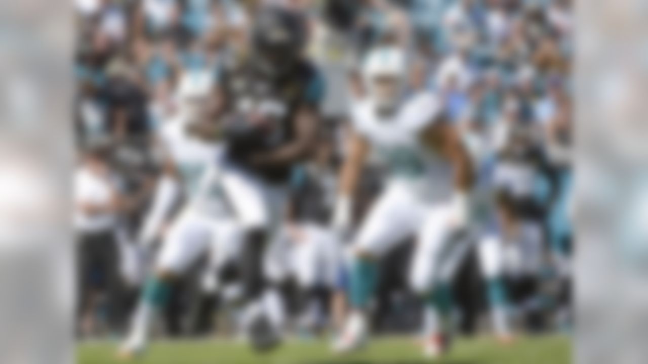 First it was Toby Gerhart. Then it was Storm Johnson. Now it looks like Robinson is the backfield flavor of the week in Jacksonville. First, he rushed for 127 yards and a touchdown on 22 carries against the Cleveland Browns. More impressive, he had a nice stat line in Week 8 versus a Miami Dolphins defense that has been tough on the run. Shoelace should be owned all over while he's the main back.
