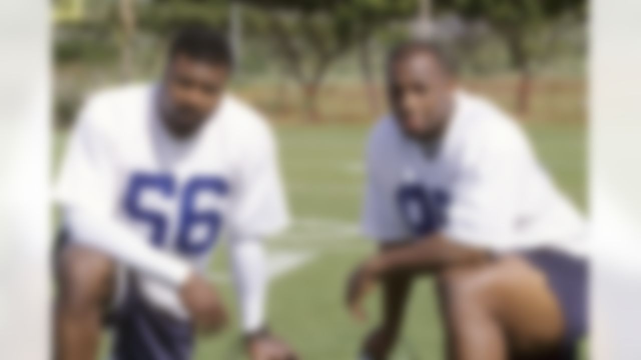 Atlanta Falcons defensive end Chris Doleman (56) and San Francisco 49ers defensive tackle Dana Stubblefield (95) at practice for the NFL Pro Bowl on January 31, 1996, in Honolulu, Hawaii. (AP Photo/NFL Photos)