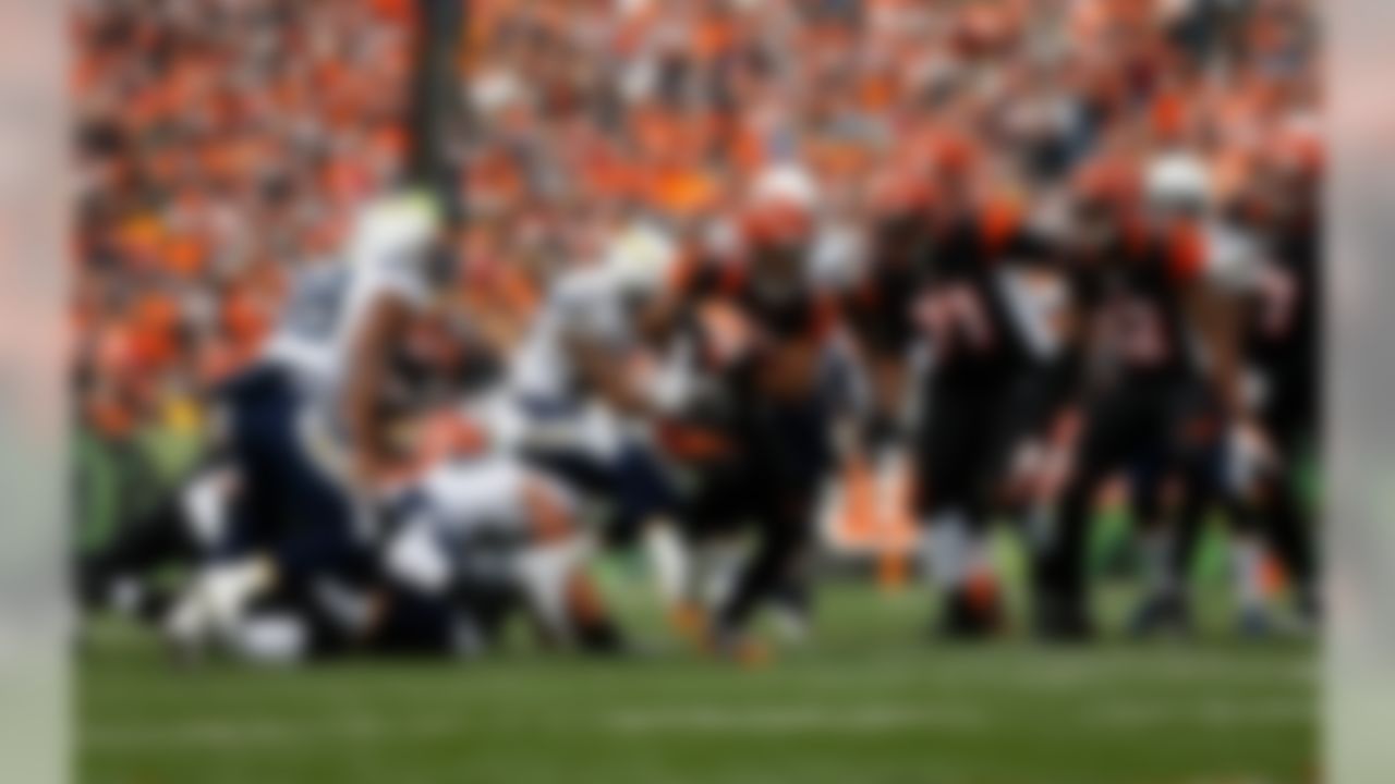 Cincinnati Bengals running back Giovani Bernard (25) rushes for a gain during an NFL wild card football game against the San Diego Chargers at Paul Brown Stadium on January 5, 2014 in Cincinnati, Ohio. San Diego won 27-10. (Aaron M. Sprecher/NFL)