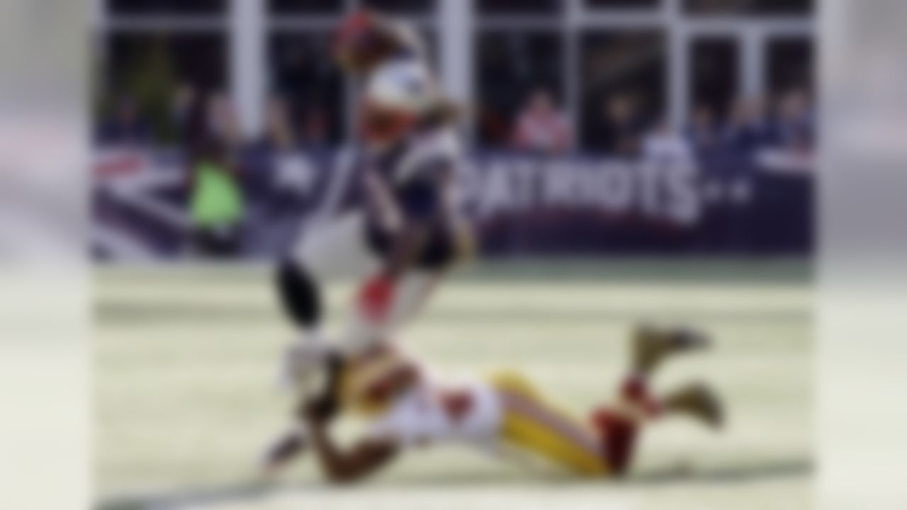 Washington Redskins cornerback Will Blackmon (41) tackles New England Patriots running back LeGarrette Blount (29) during the first half of an NFL football game, Sunday, Nov. 8, 2015, in Foxborough, Mass. (AP Photo/Charles Krupa)