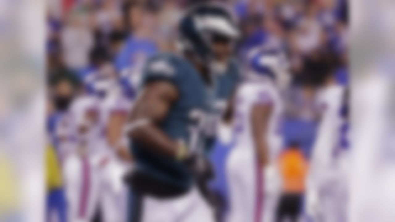 Wendell Smallwood led the way in snap rate (62 percent) over Corey Clement (36 percent) in place of Jay Ajayi (ACL) in Week 6, but Clement was the more effective back. Per Next Gen Stats, Clement was far better in rush success rate (46 percent) over Smallwood (33 percent) and Clement delivered more yards after contact (2.9; per PFF) than Smallwood (2.4). Clement's promising performance (14 touches, 69 yards from scrimmage, 1 TD) coming off a multi-week injury (quad) obviously bodes well for his future value in a wide open backfield.