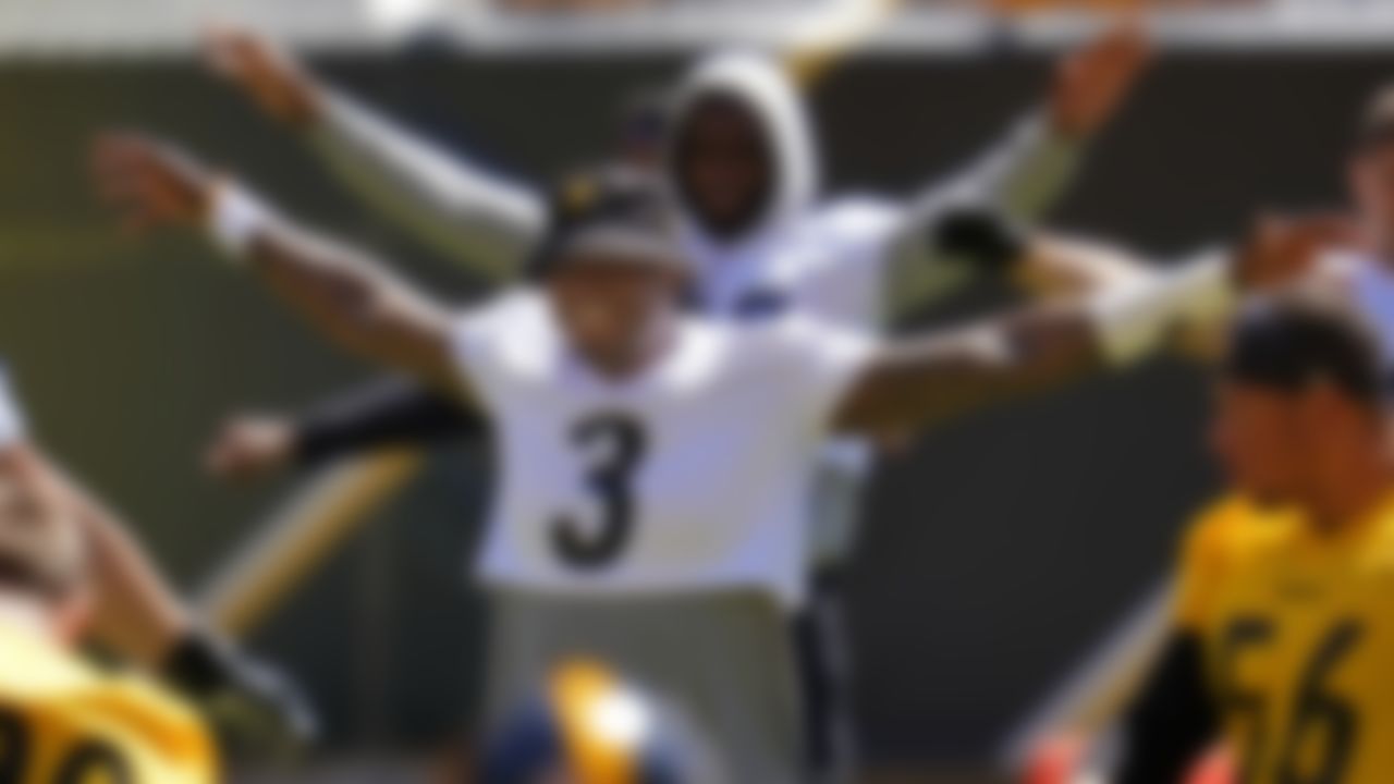Pittsburgh Steelers quarterback Dwayne Haskins is seen during the team's NFL mini-camp football practice in Pittsburgh, Thursday, June 17, 2021.