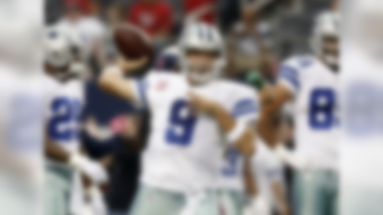 Dallas Cowboys quarterback Tony Romo throws a pass during warm ups before an NFL football game against the Houston Texans, Sunday, Oct. 5, 2014, in Arlington, Texas.  (AP Photo/Brandon Wade)