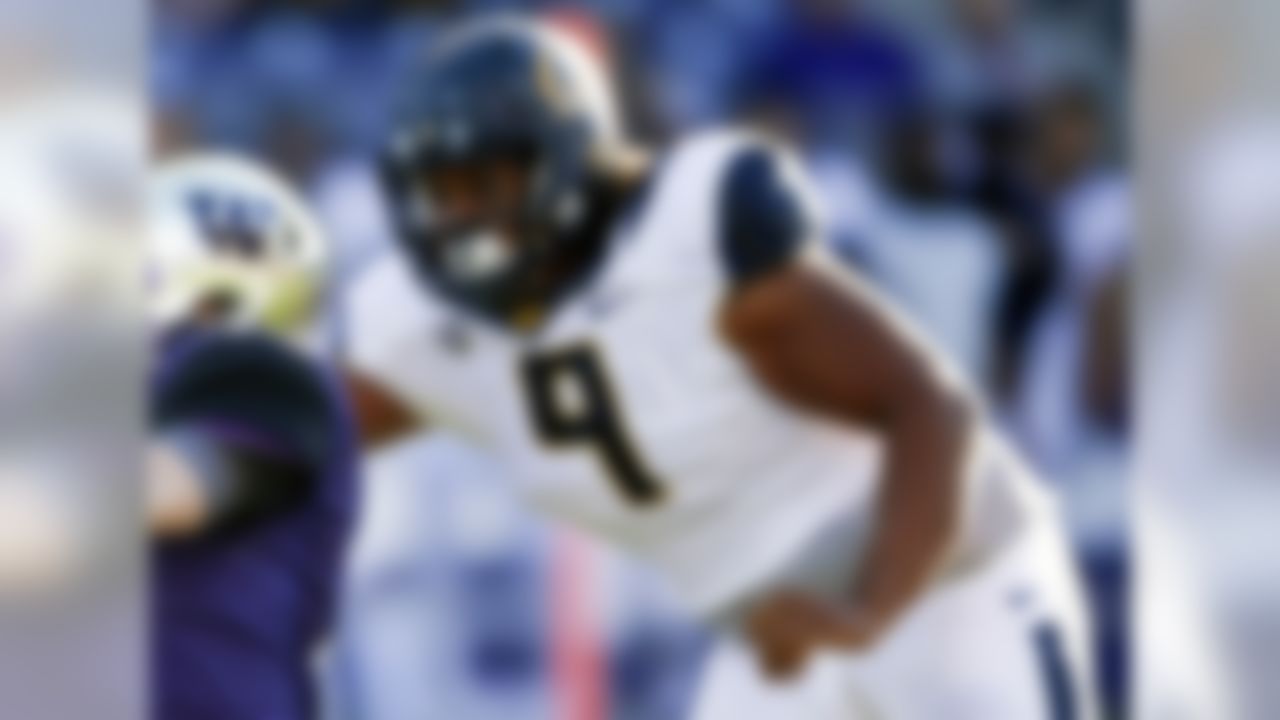 Watching Looney on tape can be a lot of fun. He seems to know the direction of the play ahead of time and moves laterally in unison with interior linemen. Instincts and reaction time are the tools of Looney's trade and those also help him to find the blocker's edge so frequently against the run or pass. He's a disruptive defender with an ability to sneak through the gaps. Looney is lacking in the desired size and length that NFL teams usually like, which might limit his scheme fits. His size could hold him back a little, but his effort level and production won't.