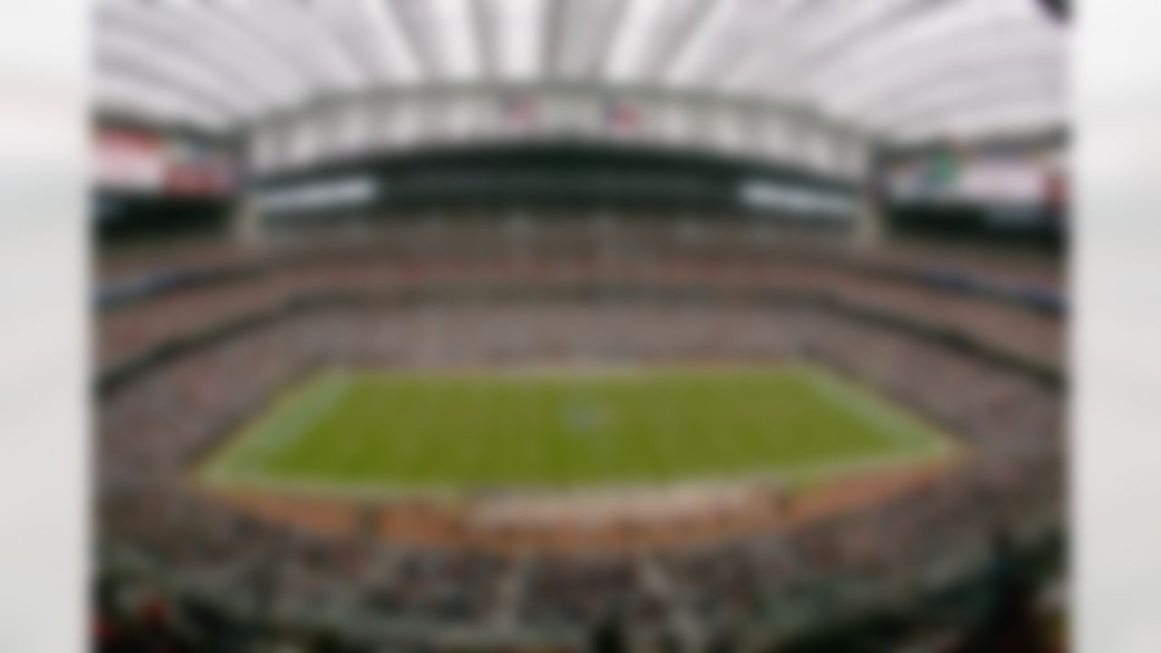 HOUSTON - OCTOBER 1: Fans attend the NFL game between the Miami Dolphins and the Houston Texans at Reliant Stadium on October 1, 2006 in Houston, Texas. The Texans defeated the Dolphins with a score of 17-15. Photo by Getty Images.