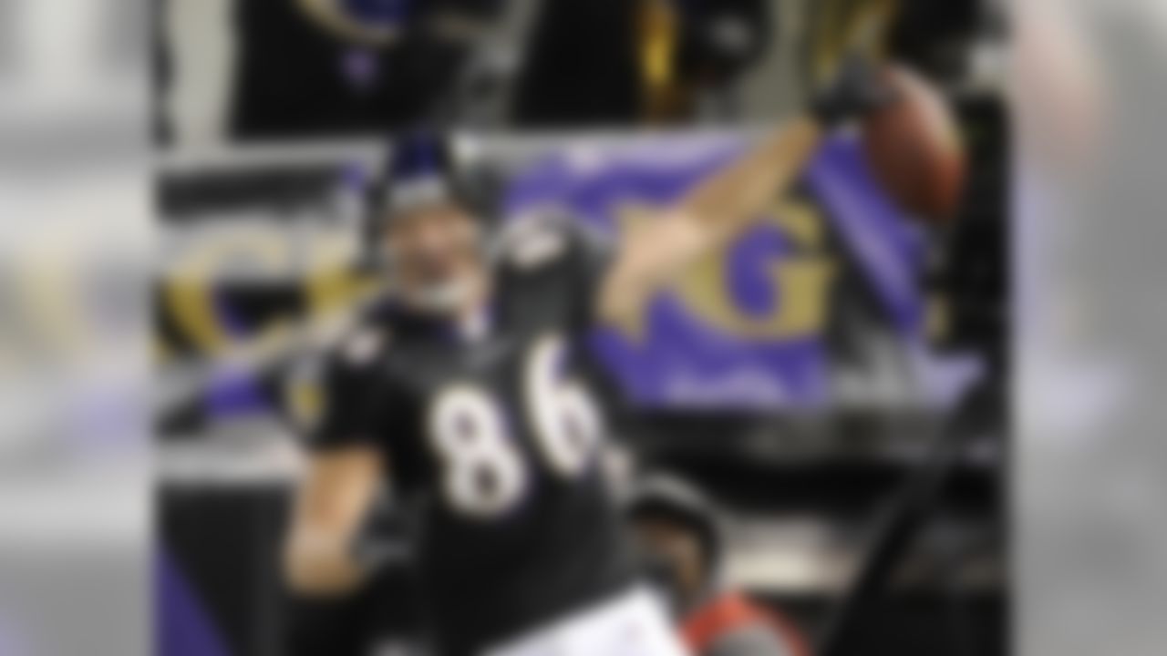 Baltimore Ravens tight end Todd Heap celebrates after catching a touchdown pass against the Tampa Bay Buccaneers during the first half of an NFL football game Sunday, Nov. 28, 2010, in Baltimore. (AP Photo/Nick Wass)