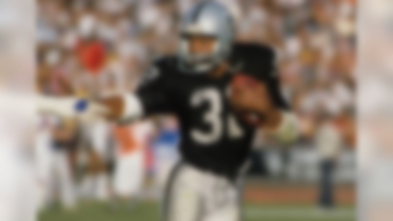 Allen gained 12,242 yards rushing, 5,411 yards receiving and scored 145 touchdowns in a 16-year career split with the Raiders and Chiefs. Allen was drafted 10th overall in the 1982 NFL Draft, won rookie of the year honors and was selected the MVP of Super Bowl XVIII.