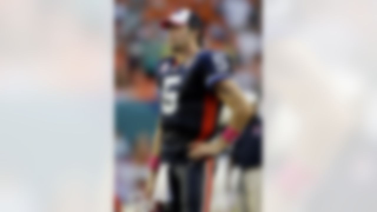 Buffalo Bills quarterback Trent Edwards stands on the sideline during a NFLfootball game against the Miami Dolphins at Land Shark Stadium in Miami Sunday, Oct. 4, 2009. (AP Photo/Lynne Sladky)