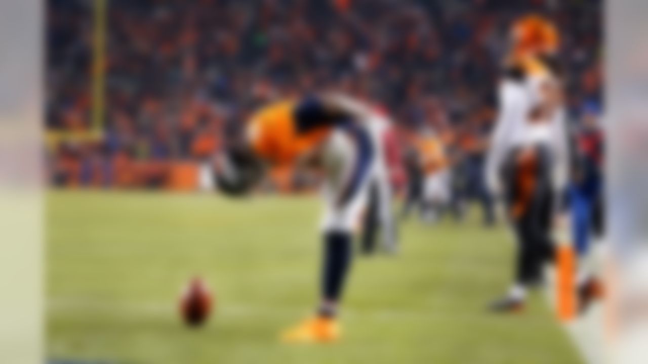 Denver Broncos wide receiver Emmanuel Sanders (10) celebrates after scoring a touchdown during the NFL regular season game against the Cincinnati Bengals on Monday, Dec. 28, 2015 in Denver. (Ric Tapia/NFL)