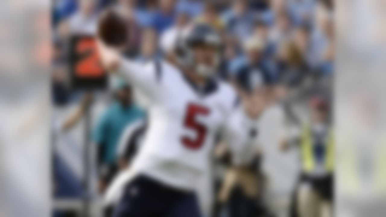 Houston Texans quarterback Brandon Weeden passes against the Tennessee Titans in the first half of an NFL football game Sunday, Dec. 27, 2015, in Nashville, Tenn. (AP Photo/Mark Zaleski)