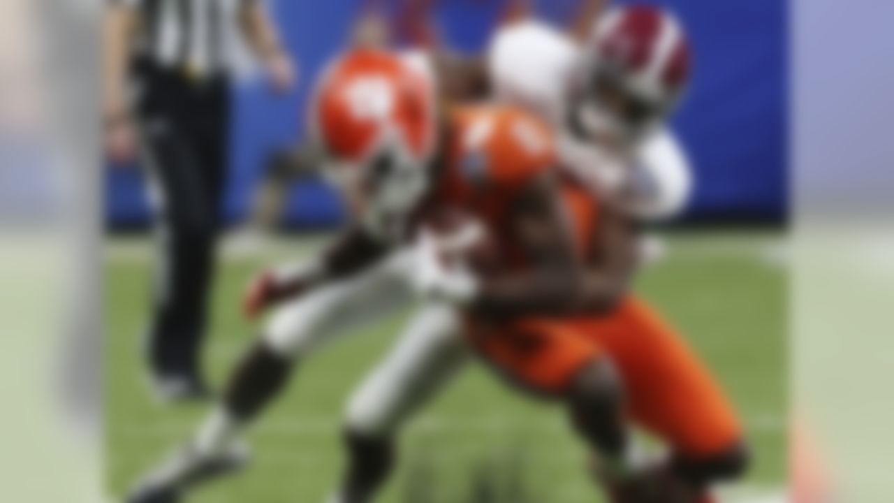 Wallace has put himself on NFL teams' radars this season. The former walk-on has more pass breakups in 2017 (15) than he had tackles in 2016 (11). The senior had six stops and two pass breakups for the Tide against Clemson in the Sugar Bowl, using his strength off the line of scrimmage to re-route receivers and make plays on the ball -- he's excelled at that throughout the fall. NFL personnel evaluators will be interested to see how Wallace handles the physical Javon Wims on the outside in this game.