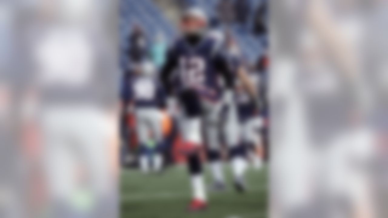 New England Patriots quarterback Tom Brady warms up before an NFL football game against the New York Jets, Sunday, Dec. 31, 2017, in Foxborough, Mass. (AP Photo/Charles Krupa)