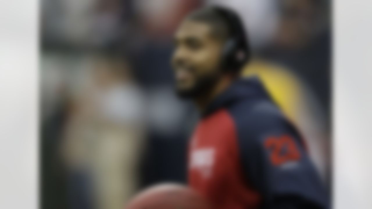 Houston Texans running back Arian Foster smiles before an NFL football game against the Cleveland Browns Sunday, Nov. 6, 2011, in Houston. (AP Photo/David J. Phillip)