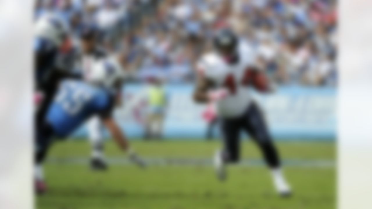 Houston Texans running back Ben Tate (44) carries the ball against the Tennessee Titans in the fourth quarter of an NFL football game on Sunday, Oct. 23, 2011, in Nashville, Tenn. The Texans won 41-7. (AP Photo/Frederick Breedon)