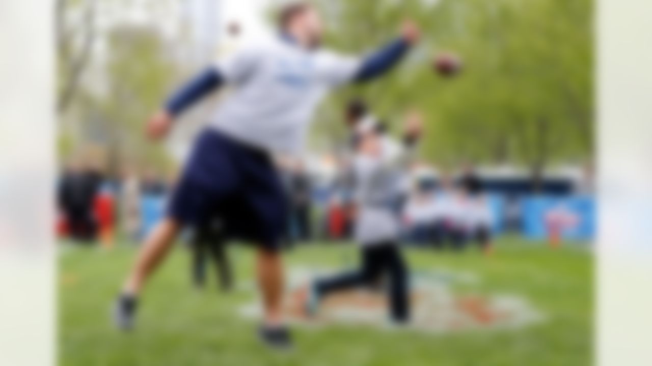 Ohio State tackle Taylor Decker participates in an NFL Play 60 event at Grant Park on Wednesday, April 27, 2016 in Chicago. (Ben Liebenberg/NFL)
