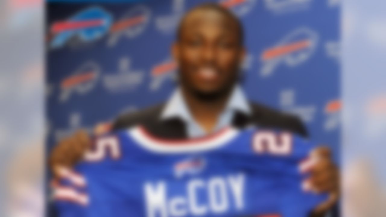 You might think McCoy is a fantasy loser because he left the system of former coach Chip Kelly, but that's not true. Now guaranteed to see right around 25 touches per game, the Pittsburgh product doesn't lose a lot of value. When you also consider how much new coach Rex Ryan loved to run the football while with the New York Jets and well, McCoy should have more than his share of opportunities to produce.