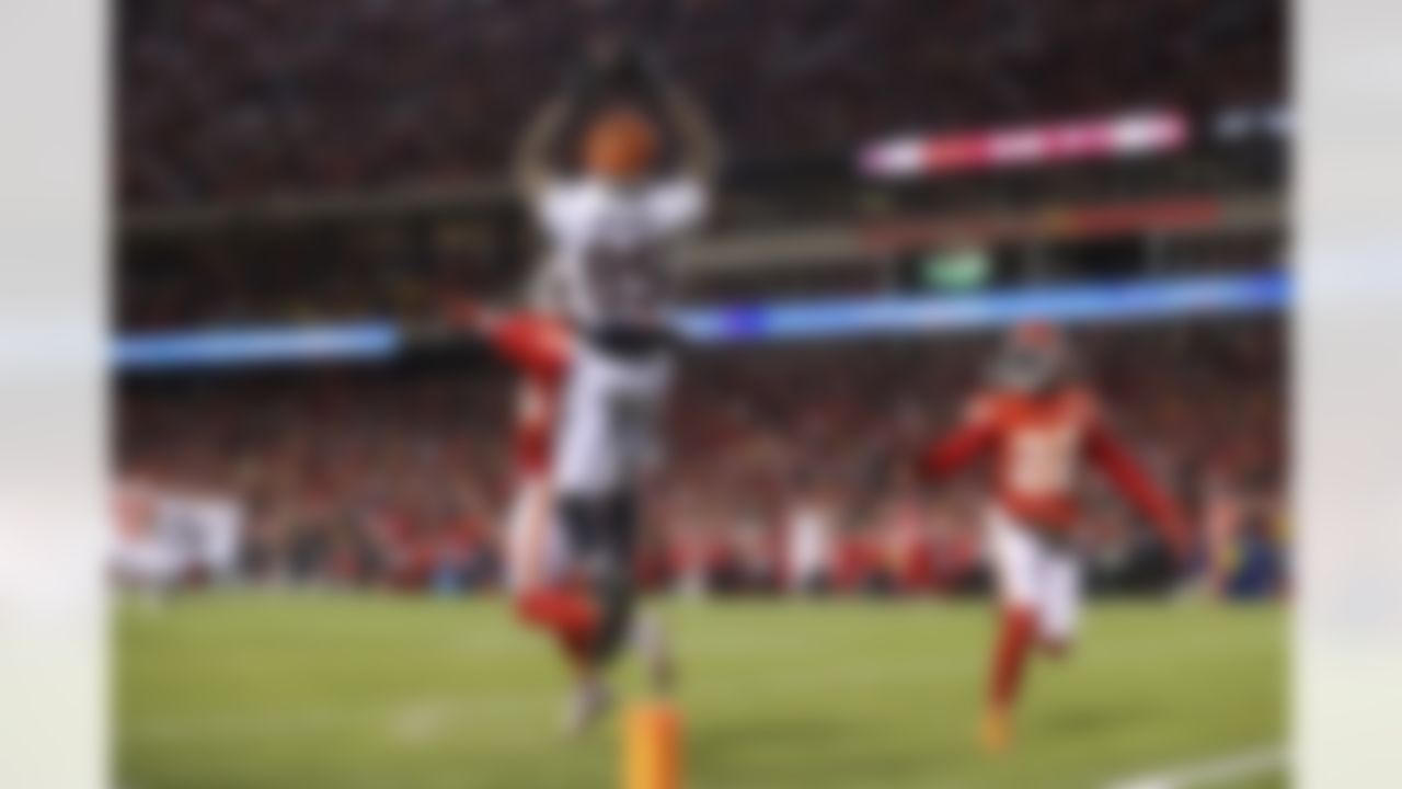 Cincinnati Bengals wide receiver Tee Higgins (85) makes a catch to score a touchdown during an NFL Conference Championship playoff game against the Kansas City Chiefs on Sunday, January 29, 2023 in Kansas City, Missouri.