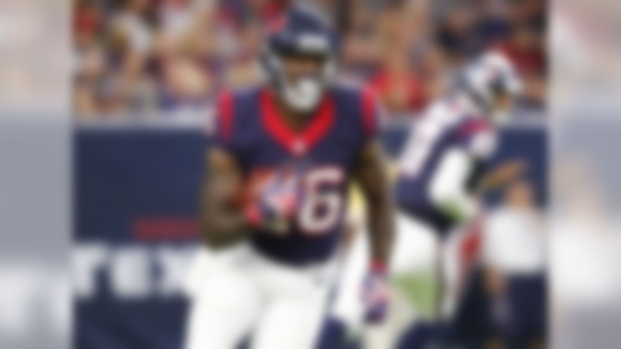 Miller just sneaks into the first round (ADP 1.09), and I think he's a prime player to target there if the elite wide receivers are gone. Last year he averaged just shy of 16 fantasy points per game when he received 15-plus touches, but just 7.14 fppg when receiving fewer than 15 touches. That includes his 12-touch, 89-yard, two-touchdown performance against the Giants in Week 14, where he scored twice on his first seven touches. Bill O'Brien, his new head coach in Houston, has given one running back 15-plus touches in 26 of 32 games with the Texans. Arian Foster crossed that mark in virtually every game in which he was fully healthy, so had he been injured less that total would likely be higher. O'Brien wants a featured running back to take pressure off of Brock Osweiler, and that burden will fall on Miller's shoulders. I wouldn't be surprised if he's in the mix to lead the league in yards from scrimmage by the end of the year.