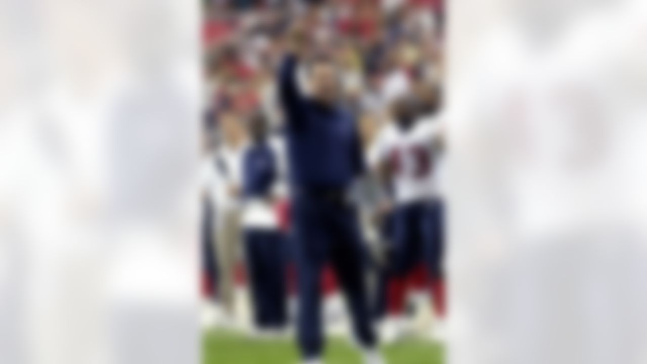 ATLANTA, GA - SEPTEMBER 30: Coach Gary Kubiak of the Houston Texans protests a call against the Atlanta Falcons at the Georgia Dome on September 30, 2007 in Atlanta, Georgia. The Falcons won 26 - 16. (Photo by Al Messerschmidt/Getty Images)