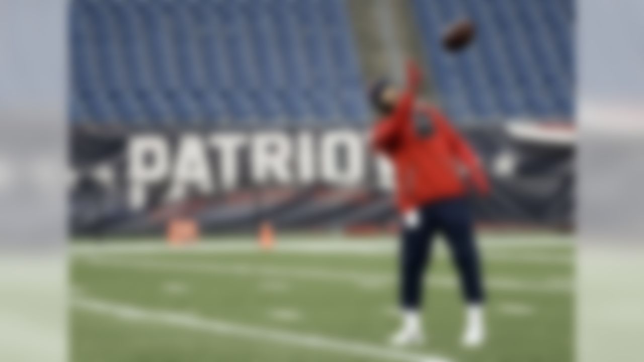 New England Patriots wide receiver Julian Edelman warms up before the AFC championship NFL football game against the Pittsburgh Steelers, Sunday, Jan. 22, 2017, in Foxborough, Mass. (AP Photo/Matt Slocum)