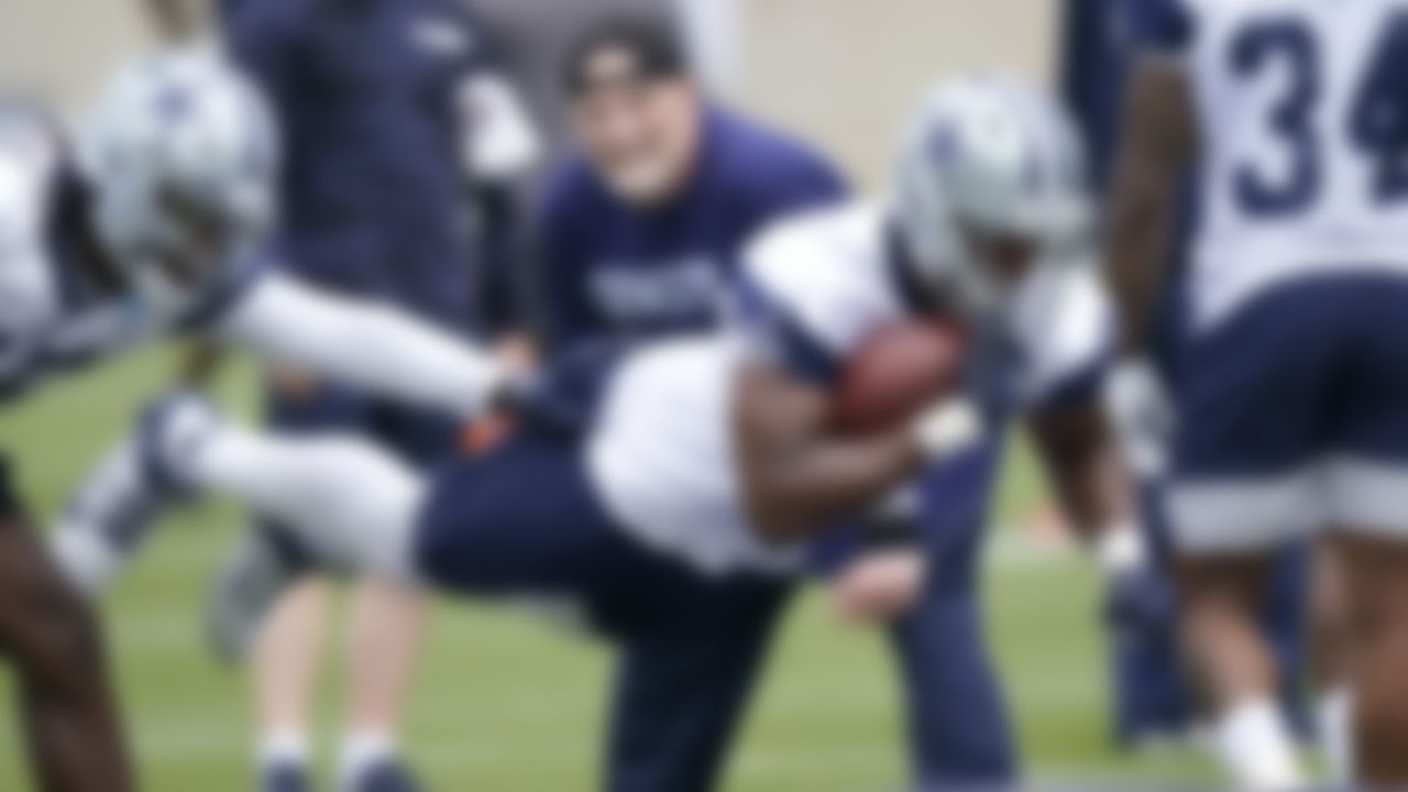 Dallas Cowboys tight end Jeremy Sprinkle, right, runs a drill with teammate Noah Brown during an NFL football team practice Wednesday, June 9, 2021, in Frisco, Texas.