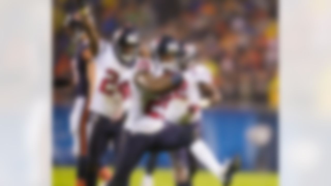 Defensive back Kareem Jackson #25 of the Houston Texans celebrates an interception off of quarterback Jay Cutler #6 of the Chicago Bears during week ten action between the Houston Texans and Chicago Bears at Soldier Field in Chicago, IL on Nov. 11, 2012 (Todd Rosenberg/NFL)
