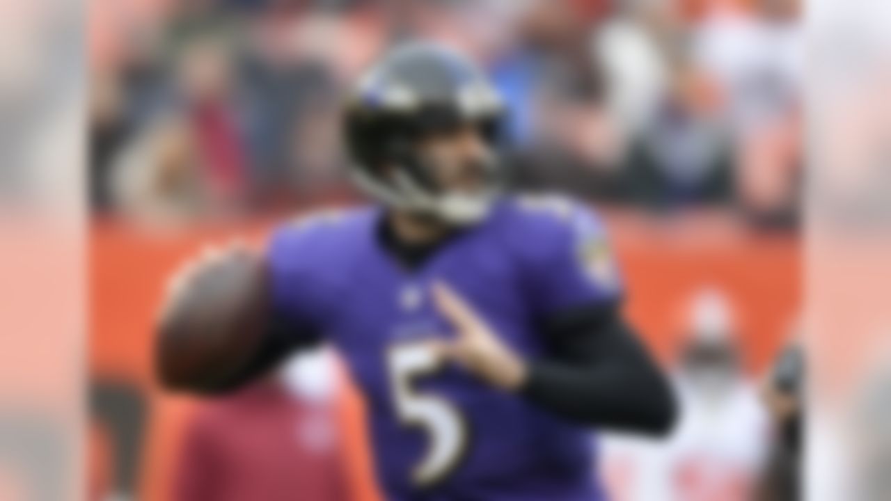 Baltimore Ravens quarterback Joe Flacco looks to throw during the first half of an NFL football game against the Cleveland Browns, Sunday, Dec. 17, 2017, in Cleveland. (AP Photo/David Richard)