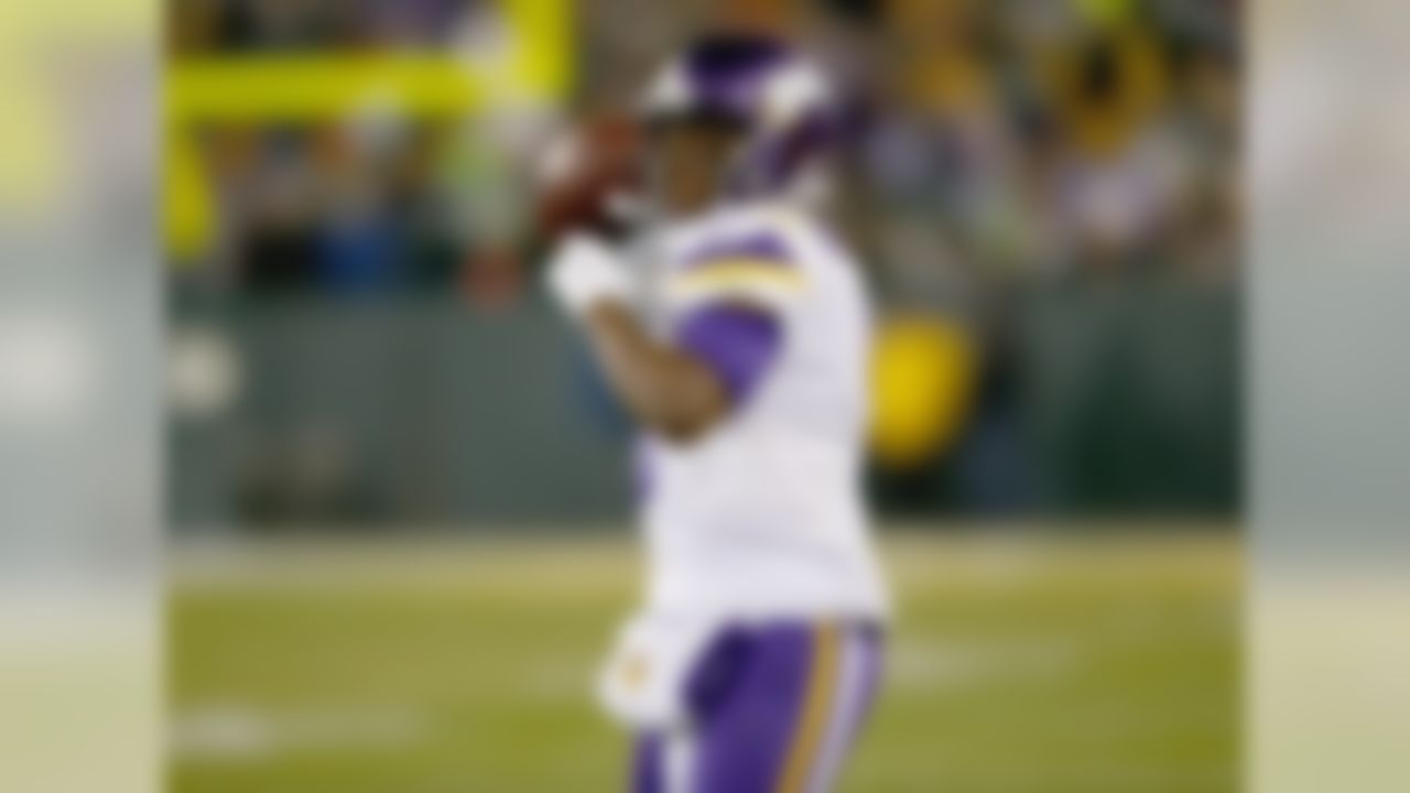 Not bad, kid. Bridgewater led the Vikings to an NFC North title and a playoff berth in only his second year as a starter. Along the way, he posted a respectable 88.7 passer rating. Offensive coordinator Norv Turner and head coach Mike Zimmer wouldn't mind if Bridgewater took more shots down the field, but that might come in time. Why not Derek Carr here? The Raiders' signal caller is a year and a half older than Bridgewater, who doesn't turn 25 until November 2017.