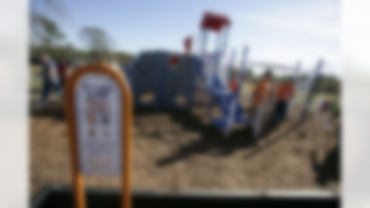 The Home Depot NFL NMVP Programs honors Houston Texans Wide Receiver Andre Johnson. (Photo by Andrew Coppley)