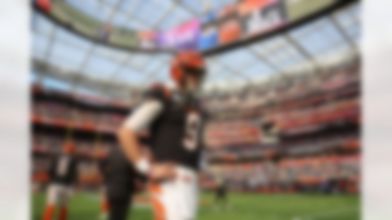 Cincinnati Bengals quarterback Joe Burrow (9) warms up prior to Super Bowl LVI on Sunday, February 13, 2022 in Inglewood, California. (Ryan Kang/NFL)
