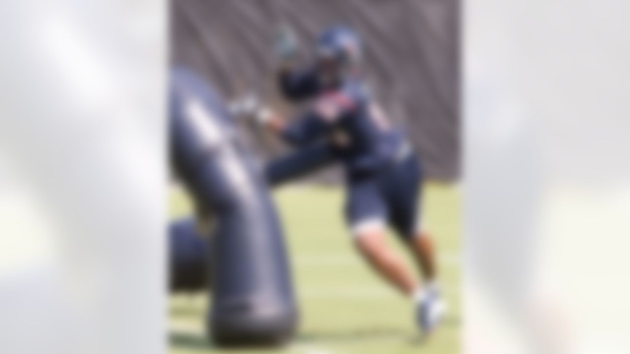 HOUSTON - MAY 09:  Defensive end Earl Cochran #96 of the Houston Texans runs drills during a morning practice session May 9, 2008 in Houston, Texas.  (Photo by Bob Levey/Getty Images)