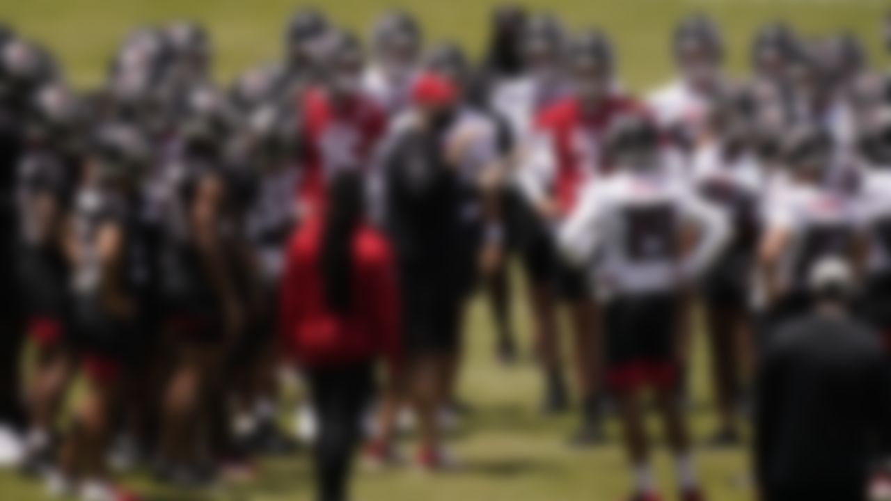 Atlanta Falcons head coach Arthur Smith, center, talks to the team during an NFL football rookie minicamp on Friday, May 14, 2021, in Flowery Branch, Ga.