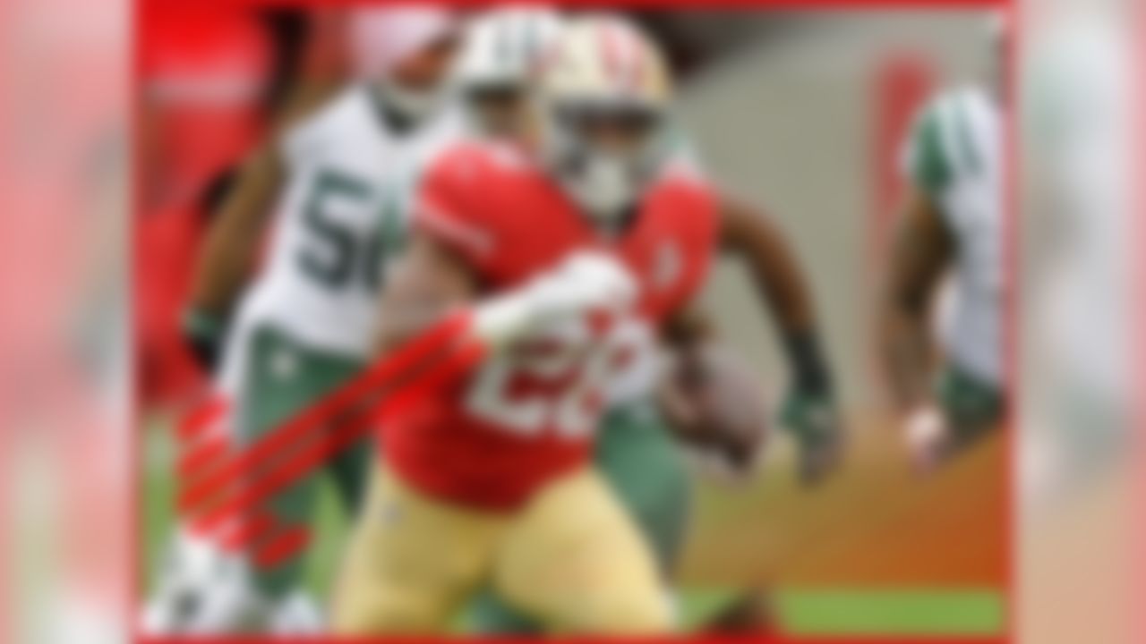 It's taken me awhile but I'm slowly succumbing to the steady "Carlos Hyde won't be a workhorse in Kyle Shanahan's offense" drumbeat. The latest reports from the Bay Area suggest that Hyde will eventually end up as the starter but that it won't be easy and he'll still likely split opportunities with rookie Joe Williams and journeyman Tim Hightower. This is why we can't have nice things.
