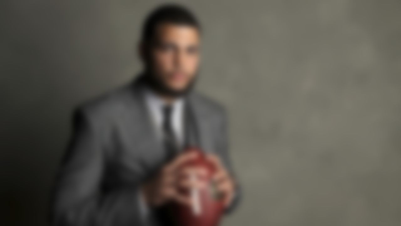 Tampa Bay Buccaneers wide receiver Mike Evans poses for a photo backstage during the 6th annual NFL Honors award show at the Wortham Theater Center on Saturday, Feb. 4, 2017 in Houston.