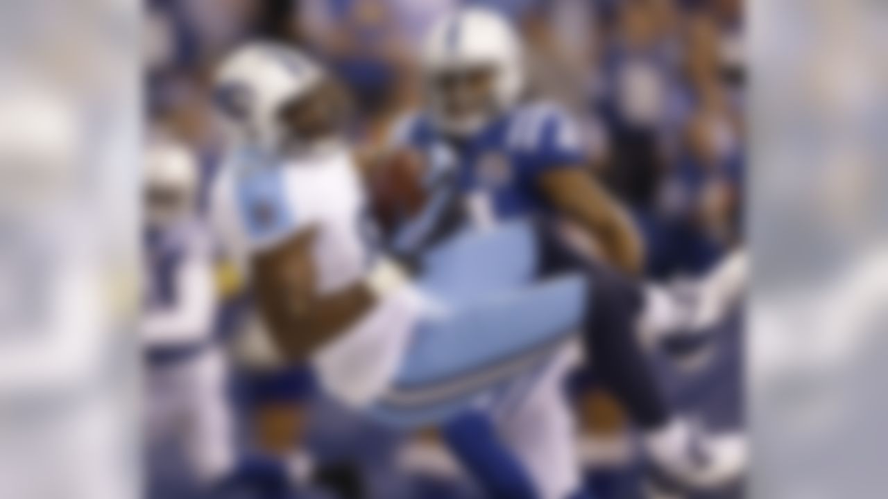 TENNESSEE TITANS FIRST ROW TICKETS - SUNDAY DECEMBER 3 vs INDIANAPOLIS COLTS