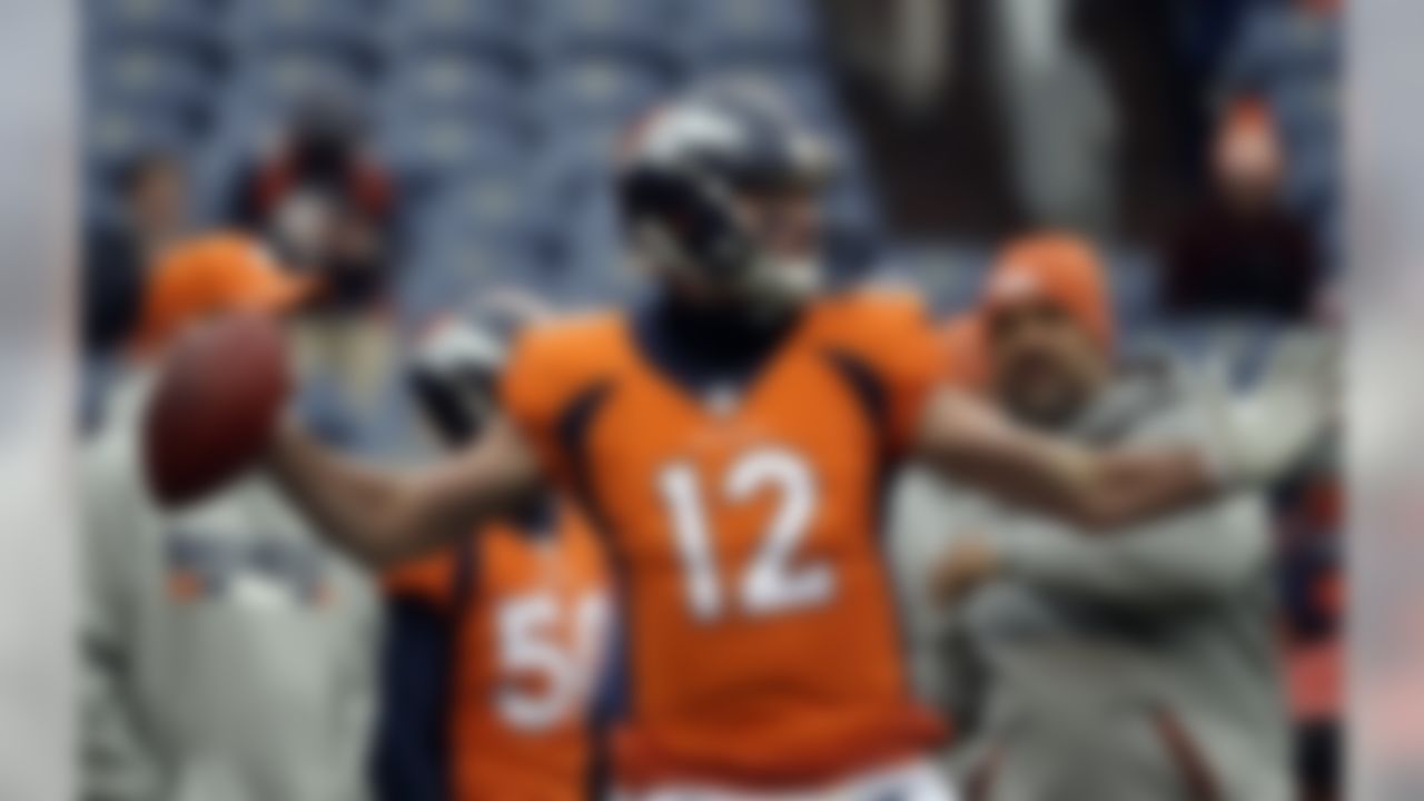 Denver Broncos quarterback Paxton Lynch warms up before an NFL football game against the Kansas City Chiefs, Sunday, Dec. 31, 2017, in Denver. (AP Photo/Jack Dempsey)