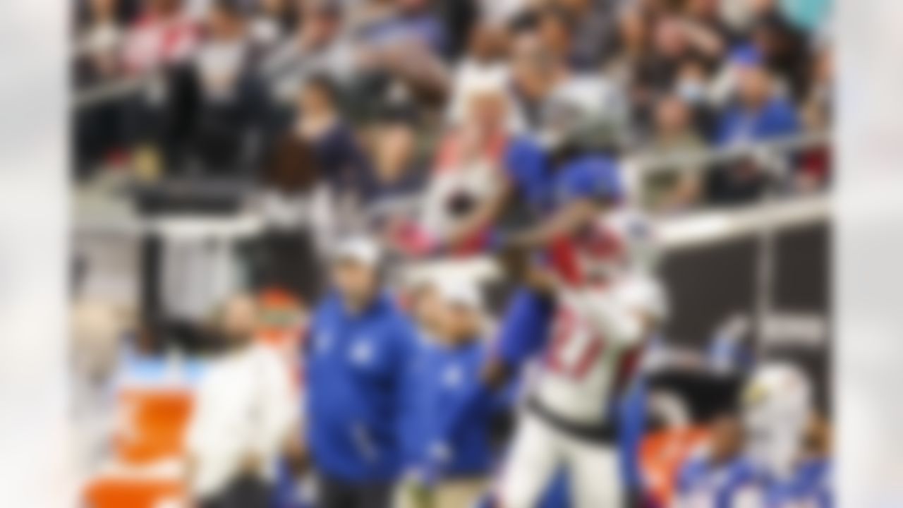 Dallas Cowboys wide receiver CeeDee Lamb (88) misses a catch during the 2022 Pro Bowl game on Sunday, February 6, 2022 in Las Vegas, Nevada.