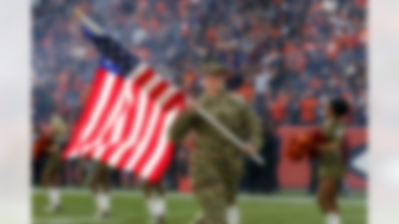 salute to service broncos jersey